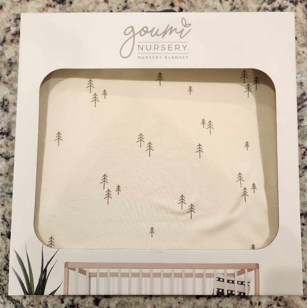 NEW! Goumi Kids Nursery Blanket